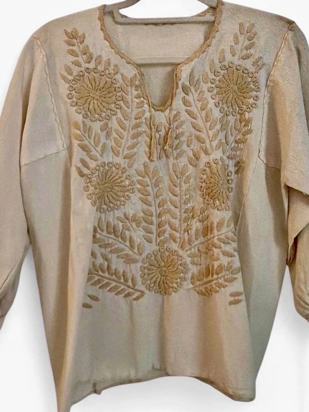 Embroidered Floral Blouse in Cream